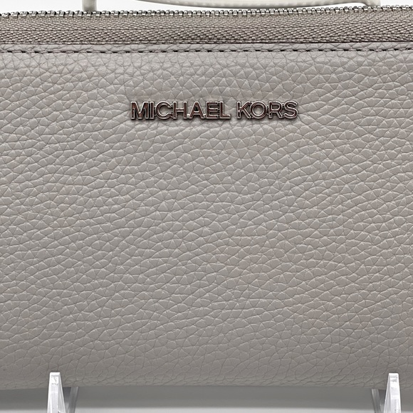 Michael Kors JST LG Flat MF Phone Case Pearl Grey - Picture 3 of 7